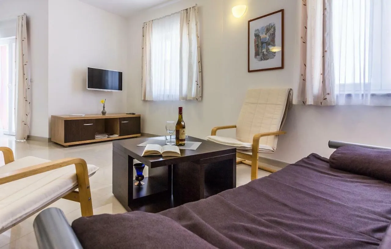 Apartman Kp Medulin Croatia