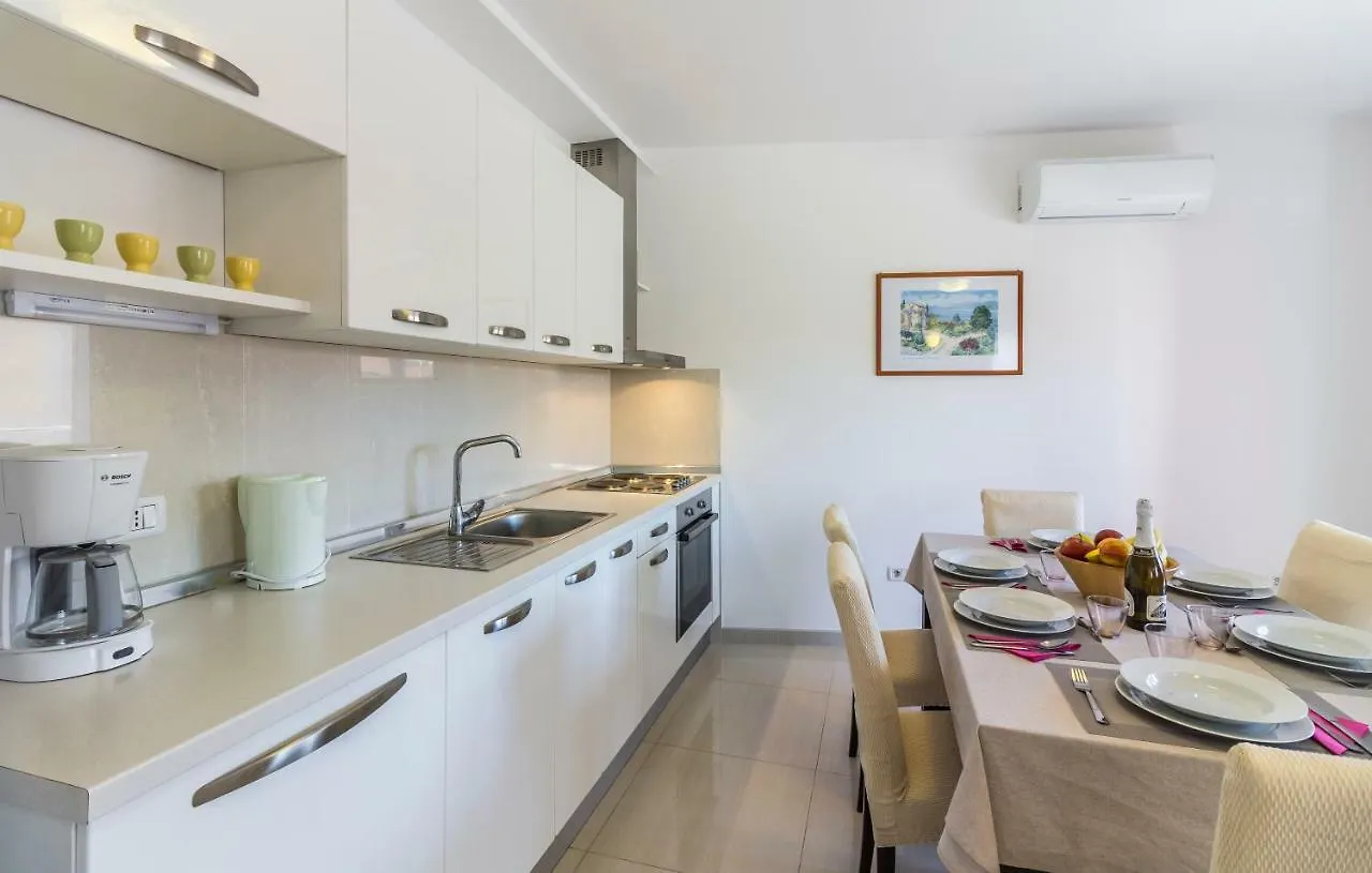 Apartman Kp Medulin