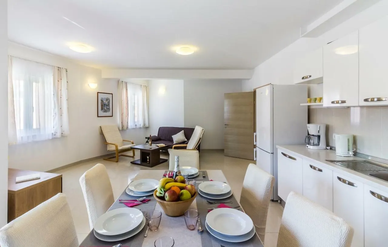 Apartment Apartman Kp Medulin