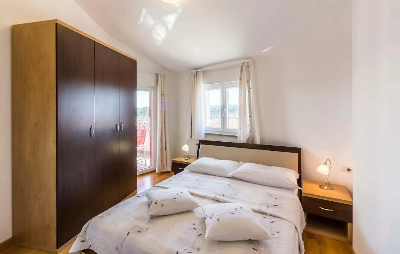 Apartman Kp Medulin 0*,  Croatia