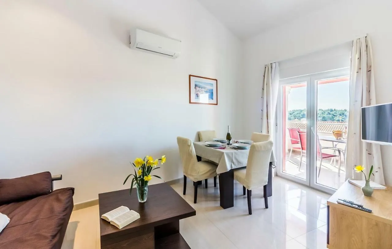 Apartment Apartman Kp Medulin