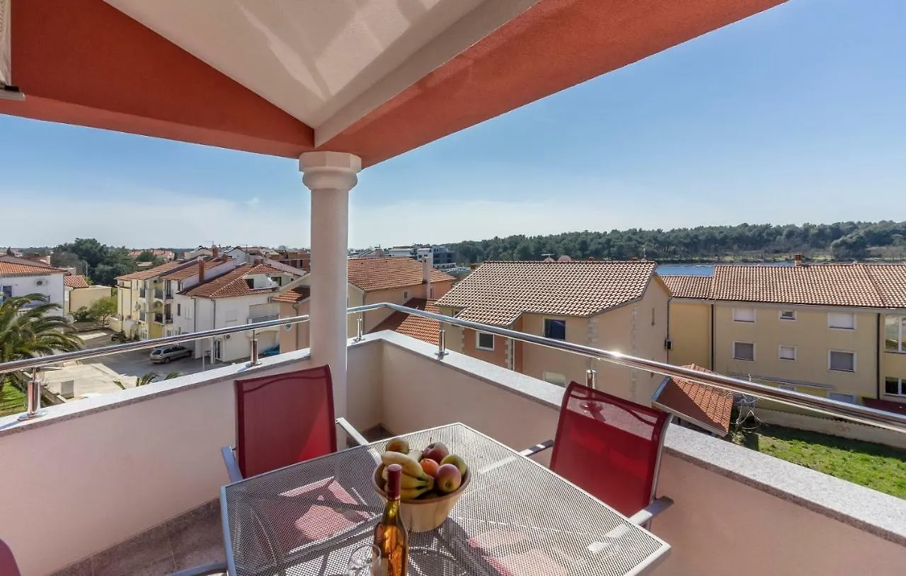 Apartman Kp Medulin 0*,
