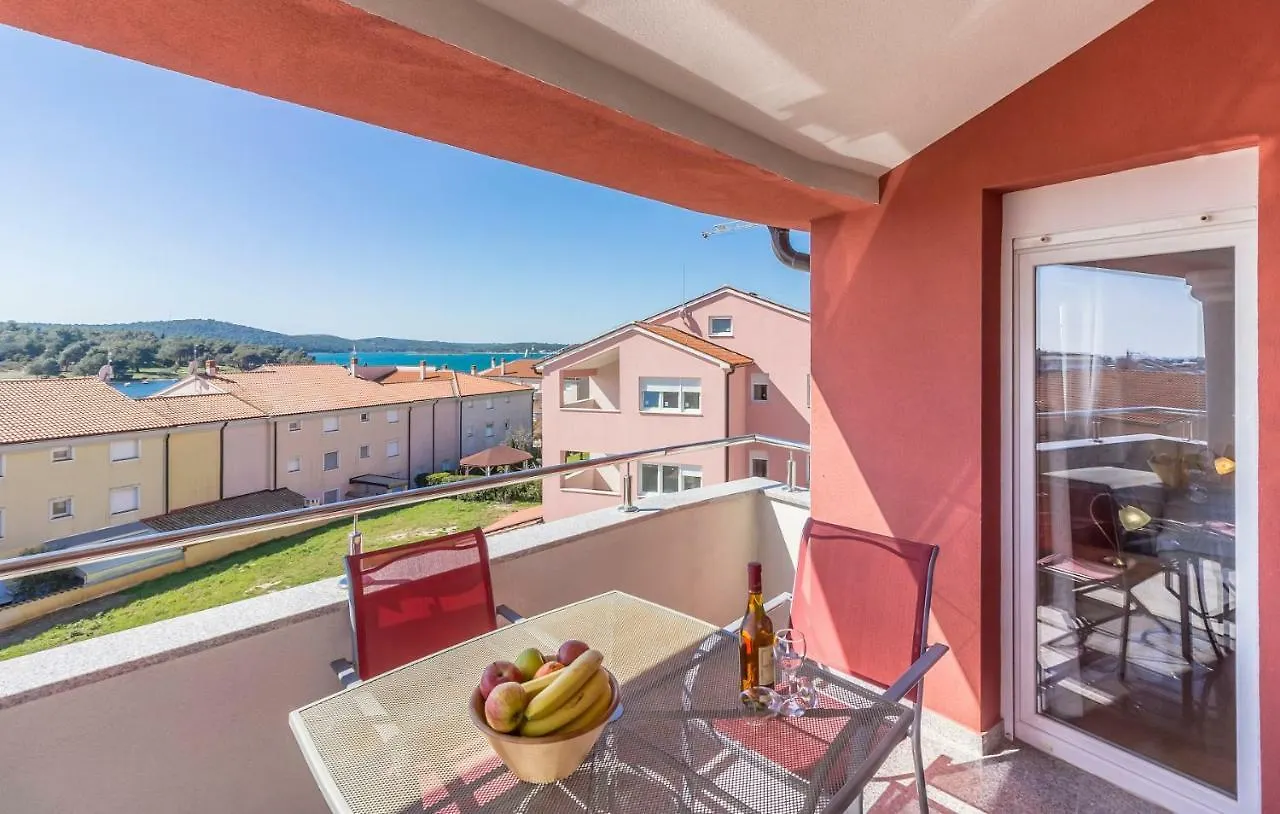 Apartment Apartman Kp Medulin Croatia